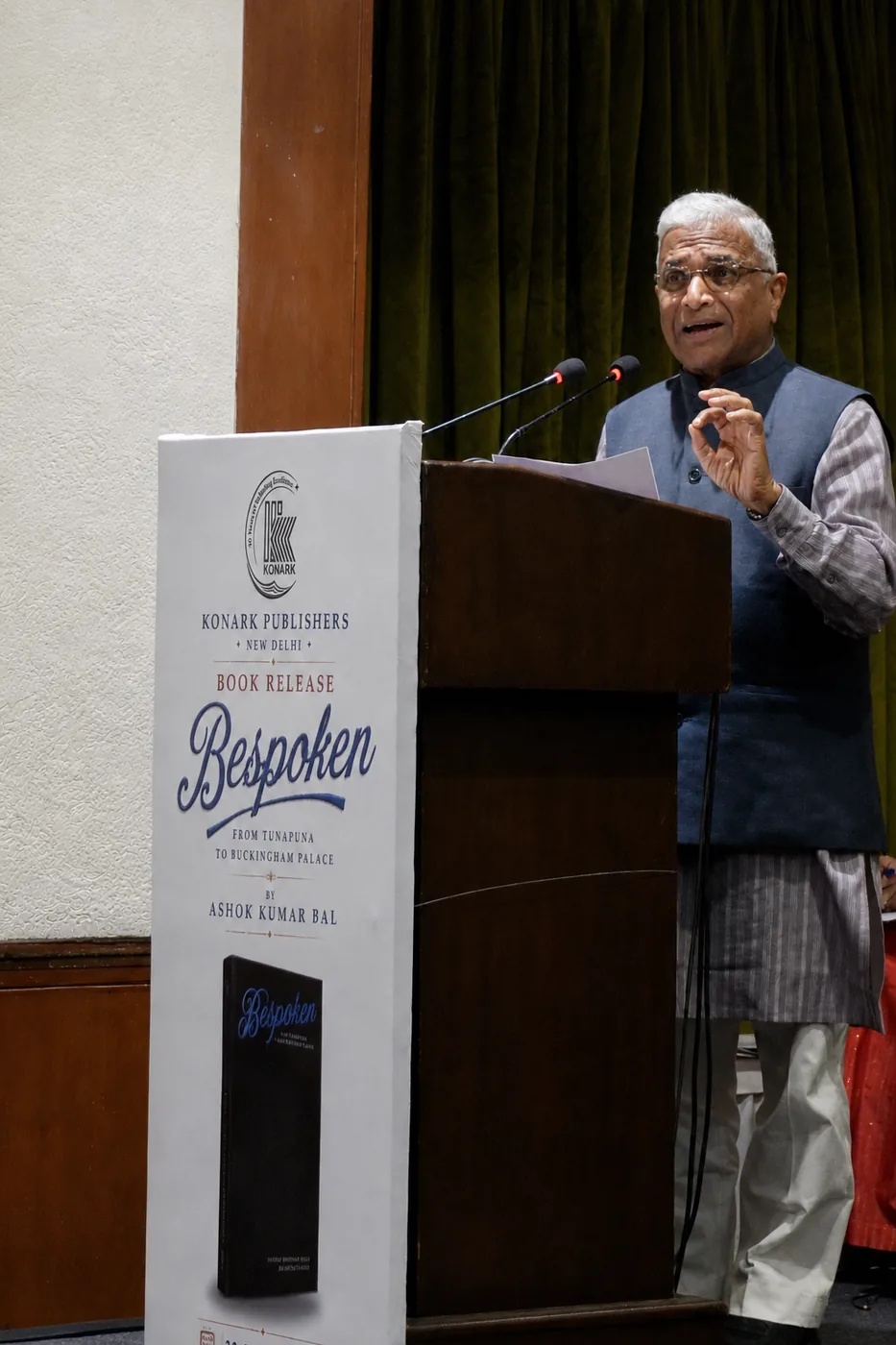 Shri Harivansh delivers an address at the Bespoken book launch in New Delhi